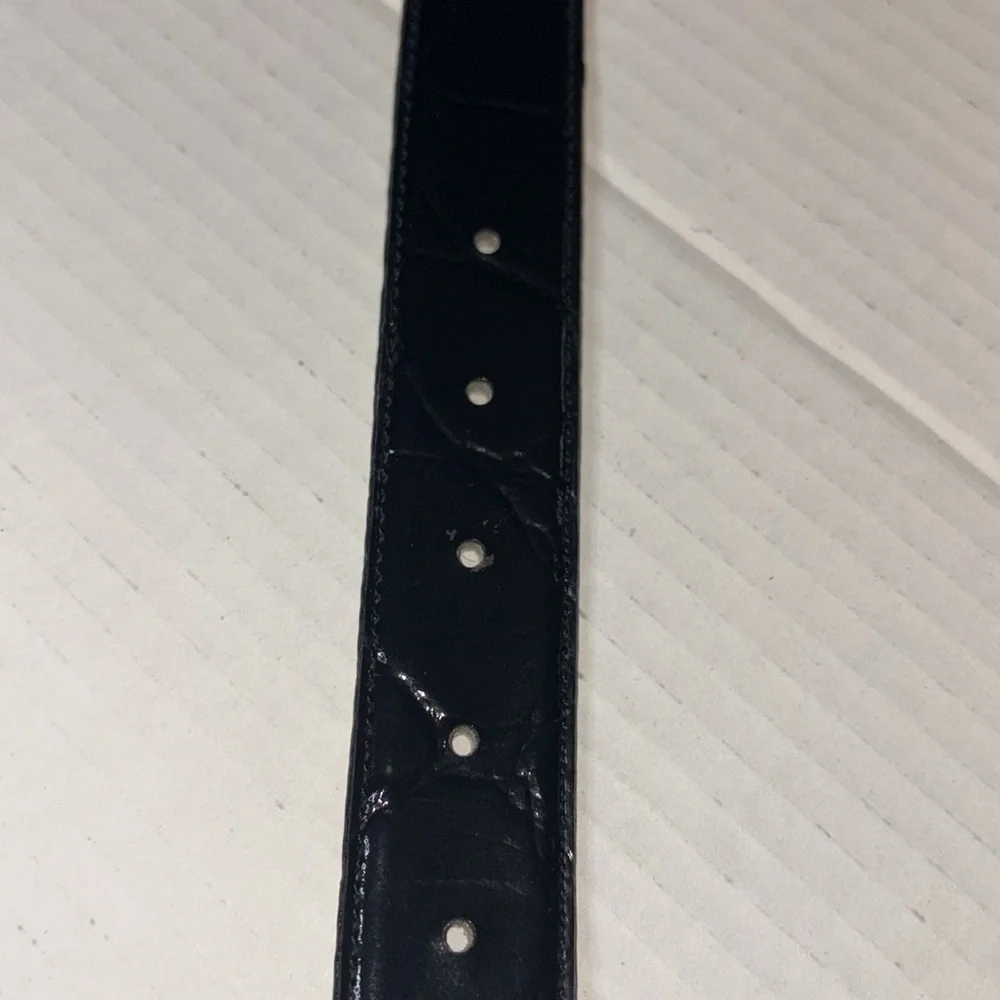 Liz Claiborne black patent croc belt M